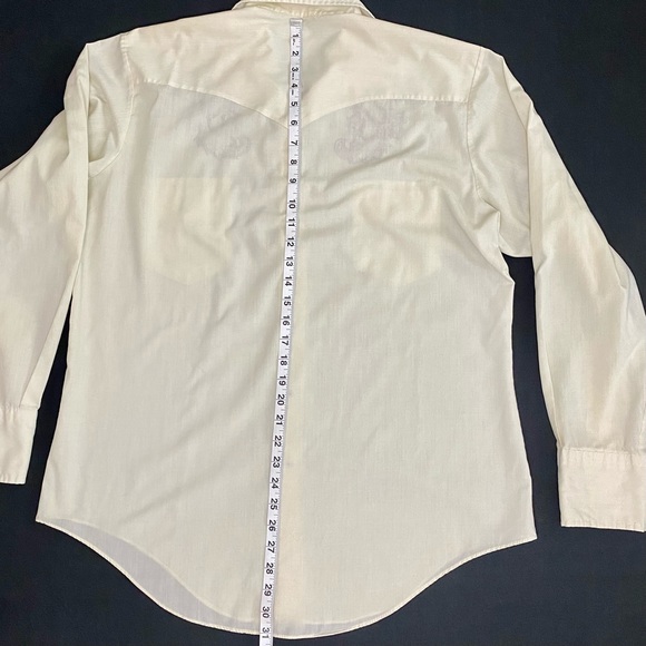 Vintage Offf White Embroidered Pearl Snap Button Down Shirt Size Medium. - Picture 5 of 6
